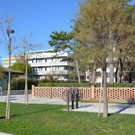 Διαμέρισμα Cozy Facing The Sea